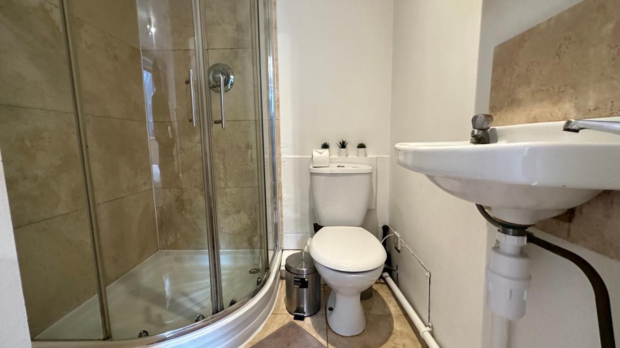 Appartamento Economic Hotel-like Room, En-suite Sheperds Bush *